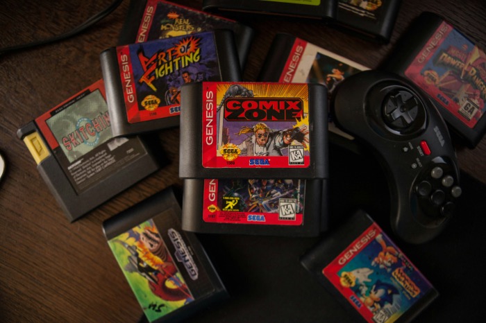 Kazety Sega Genesis a ovladač
